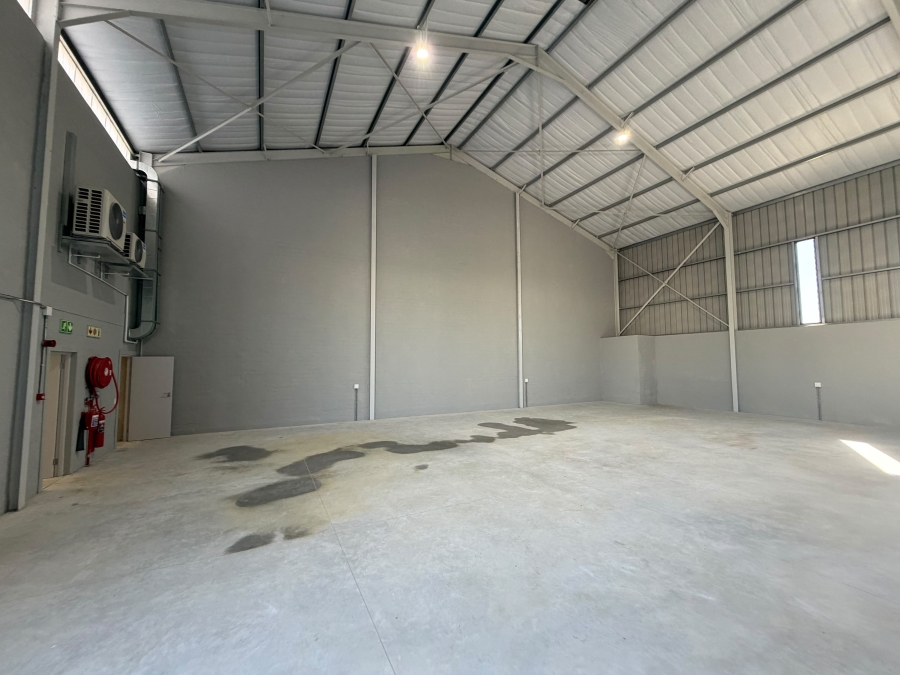 To Let Commercial Property for Rent in Fisantekraal Western Cape